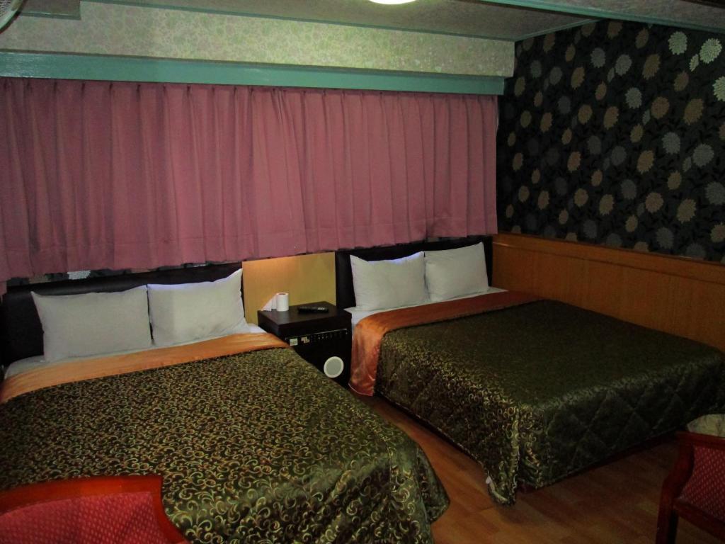 One Plus One Hotel Тайпей Екстериор снимка
